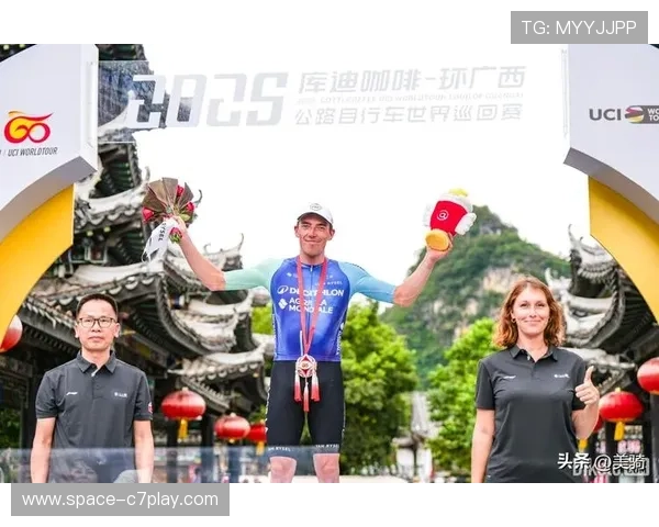 车手保罗·马尼耶的环广西征程:高温下的“痛苦面具”与胜利 车手保罗·马尼耶的环广西征程:高温下的“痛苦面具”与胜利